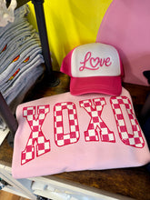 Love Hat